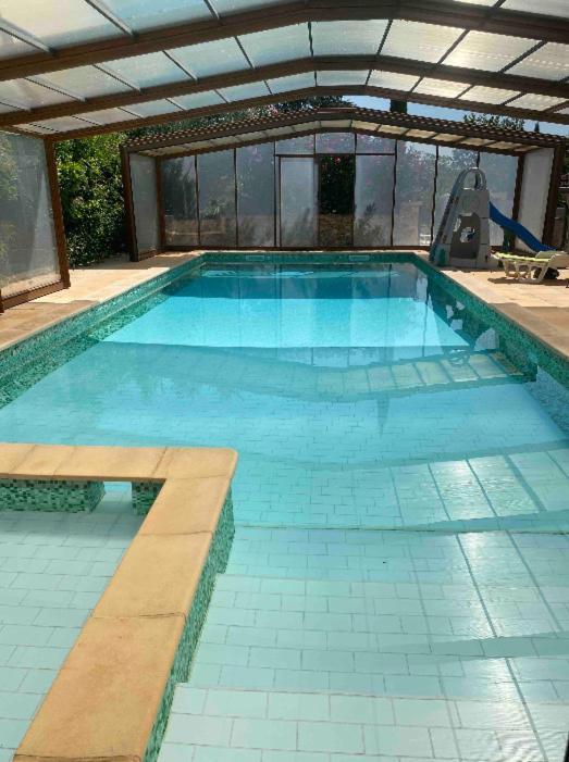 Chambres privées dans maison avec grand parc et piscine proche Via Rhona Andancette Esterno foto